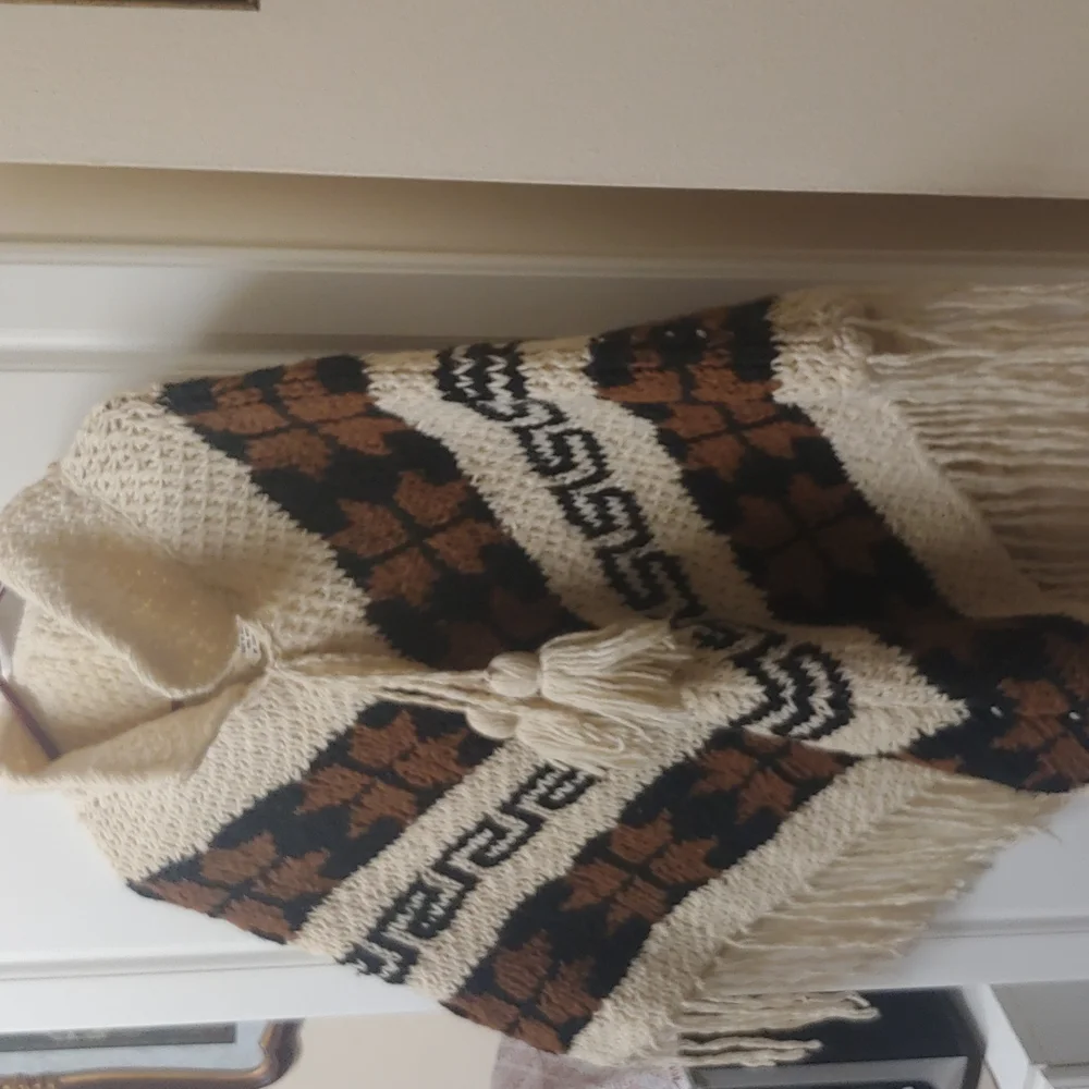 100% Wool overhead shawl Rebozo cape Mexico... Boho One Sz. Fits most - Picture 2 of 14